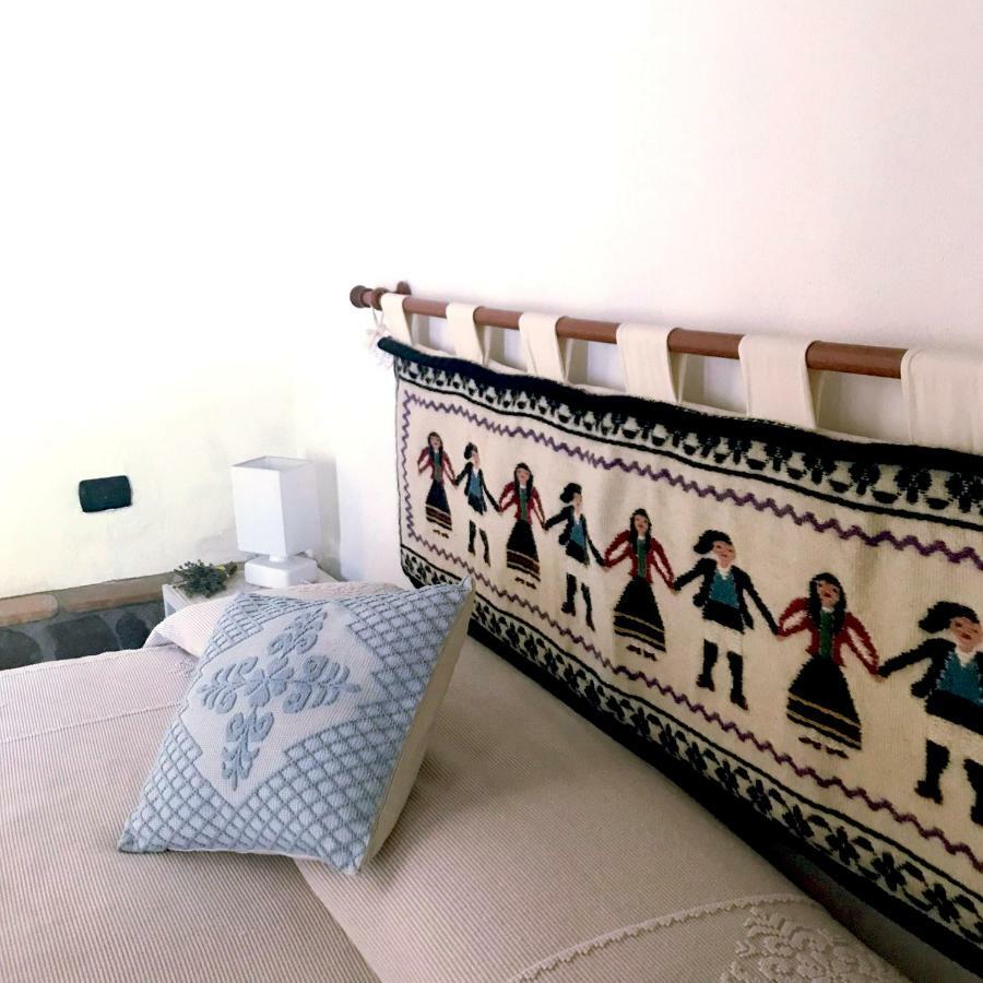 B&B La Tasgia Aggius Экстерьер фото