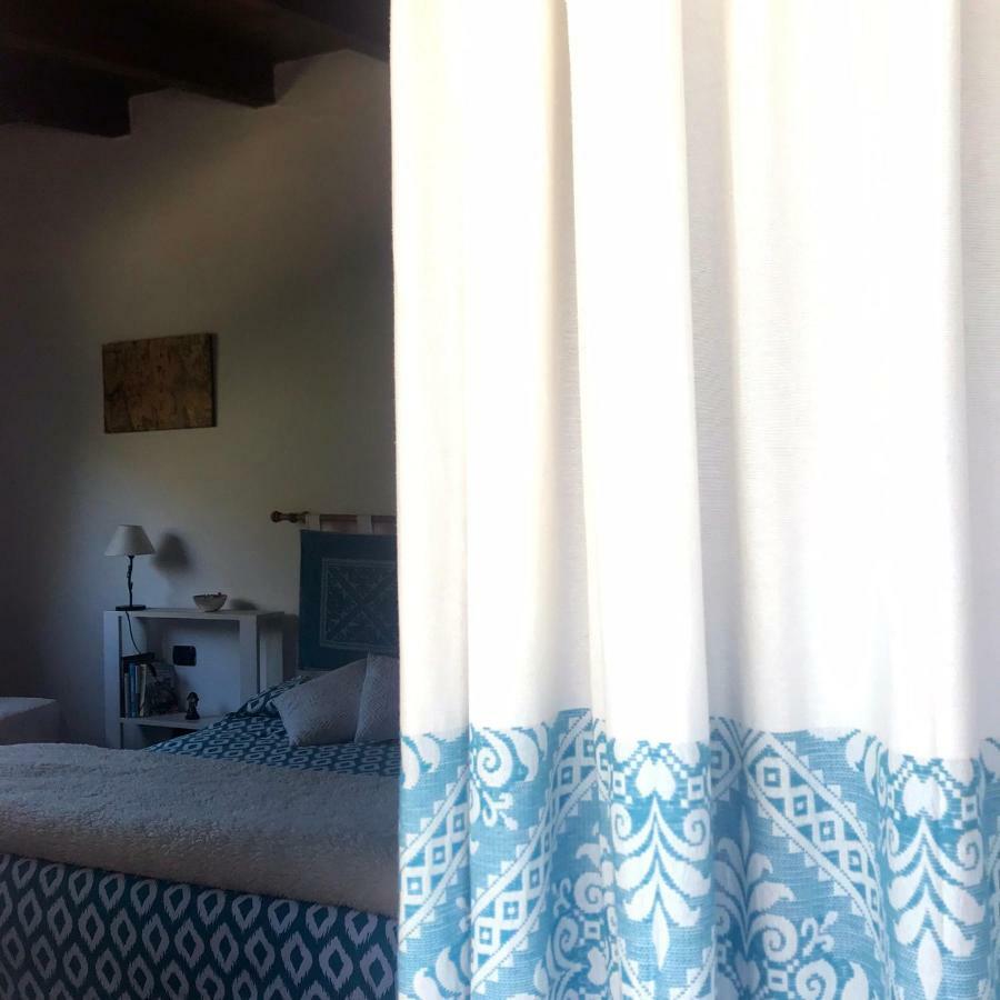 B&B La Tasgia Aggius Экстерьер фото